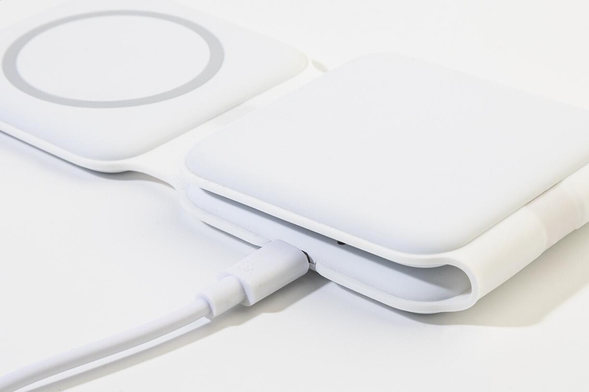 Eko FolCharge Ładowarka bezprzewodowa RABS 3w1 AP864136-01__CU