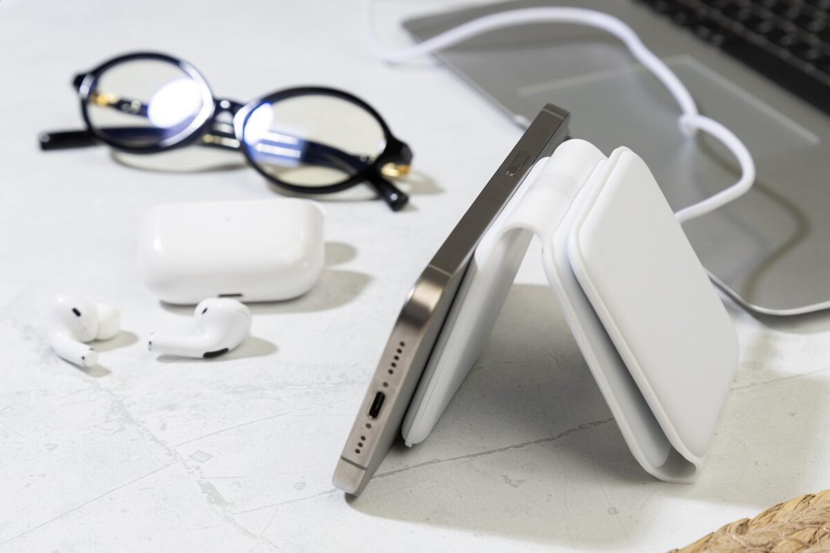 Eko FolCharge Ładowarka bezprzewodowa RABS 3w1 AP864136-01__DG2