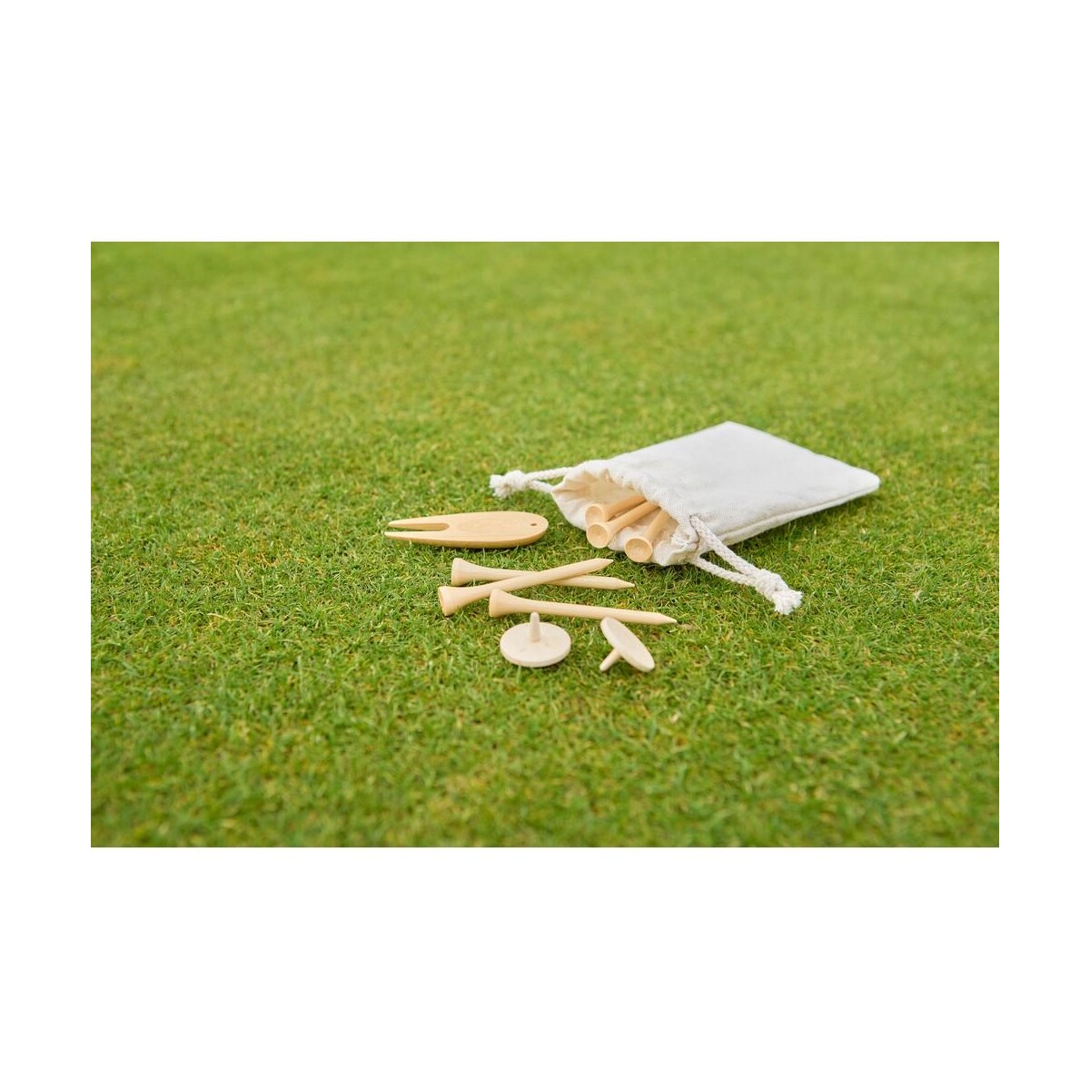 Eko Zestaw drewnianych akcesoriów golfowych VA881-16_ATM02