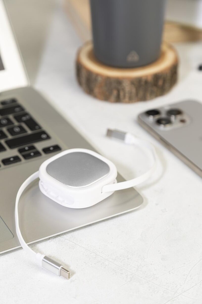 Eko Cabsle Plus kabel ładujący USB-C 60 W AP864128-01__DG2