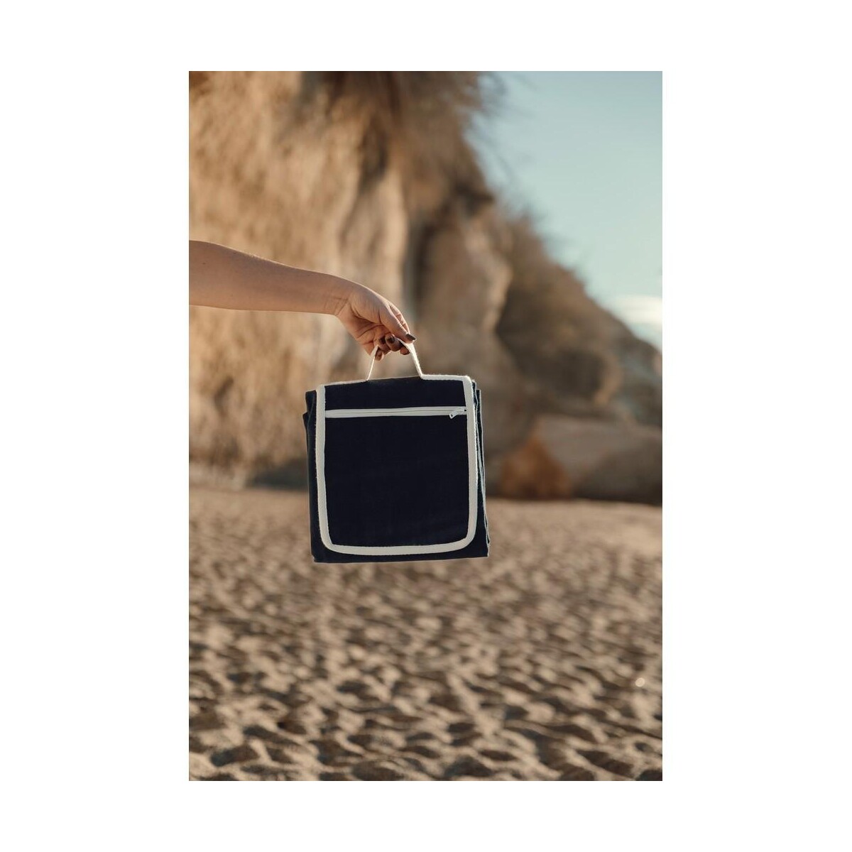 Eko Koc piknikowy VINGA Volonne AWARE™, płótno z recyklingu VG539-04_V459115__M_403