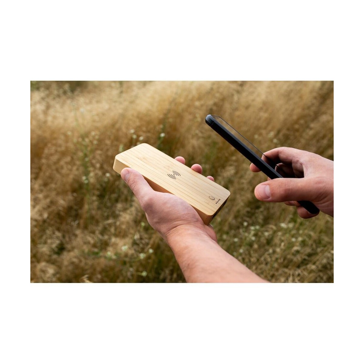 Eko Bambusowy bezprzewodowy power bank 8000 mAh B'RIGHT, ładowarka bezprzewodowa 15W | Benson V0053_A