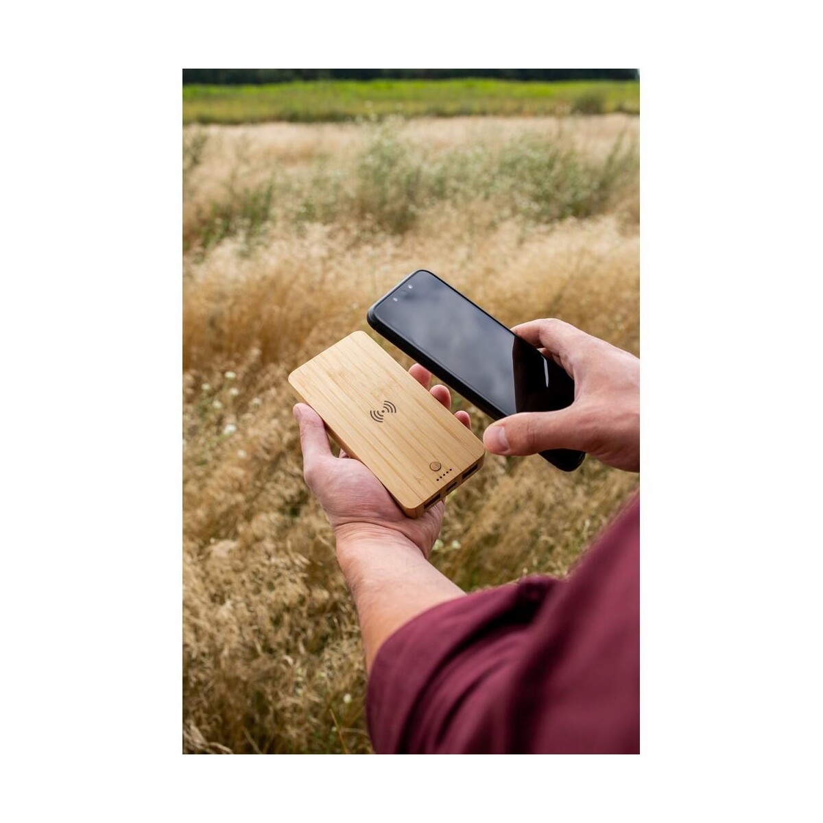 Eko Bambusowy bezprzewodowy power bank 8000 mAh B'RIGHT, ładowarka bezprzewodowa 15W | Benson V0053_C